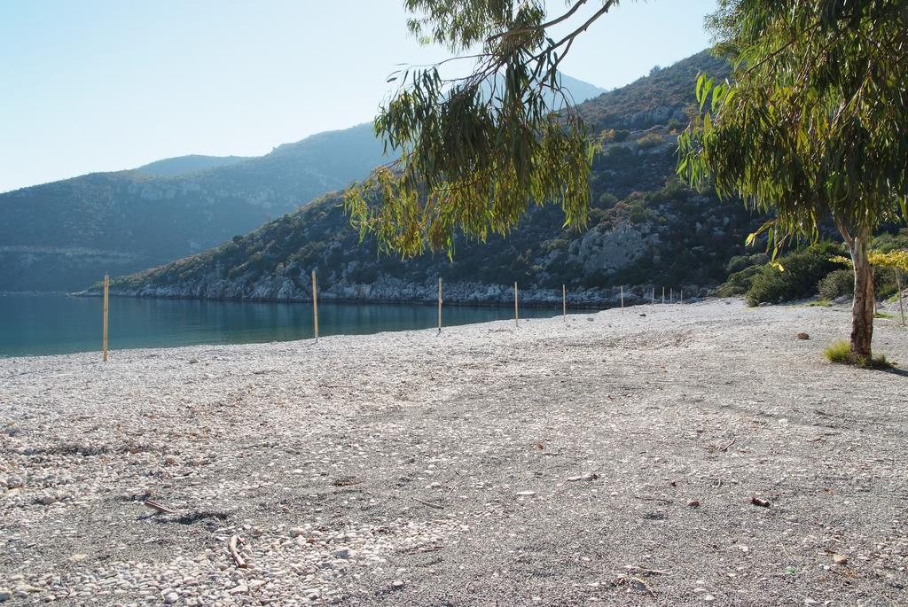 Secret Arcadia Bay - Maisonette Breathtaking Sea & Mountain View-Just On The Beach Agios Andreas  外观 照片